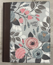 NIV Beautiful Word Bible Hardcover