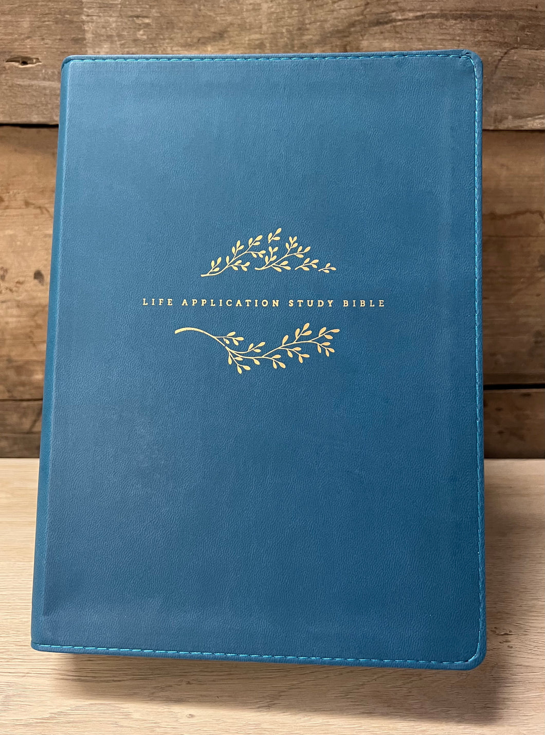 NLT Life Application Study Bible w/thumb index